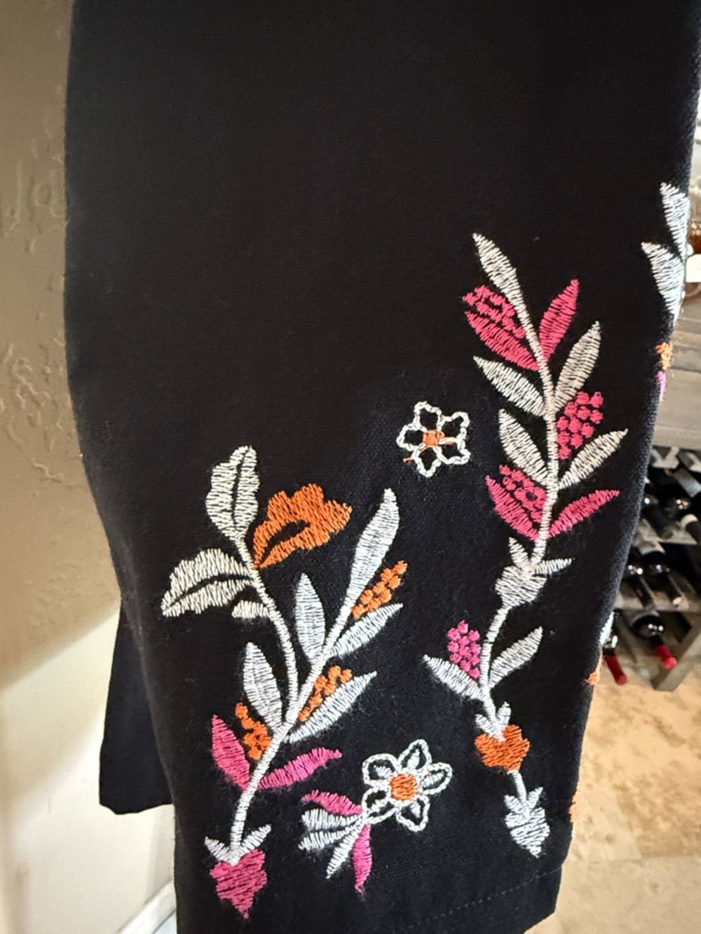 Susan Graver Black Embroidered Tunic Jacket with Pockets SZ LG - Picture 3 of 12